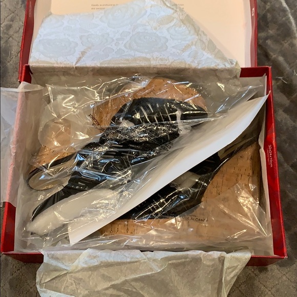 Brand new wedges - Picture 4 of 7